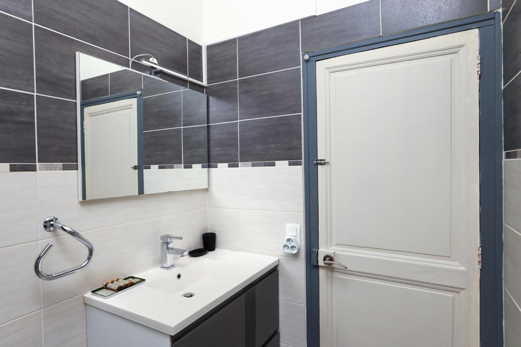 Apartament Terra D'Automne By Rahault Conciergeriedamecarcas Carcassonne Zewnętrze zdjęcie